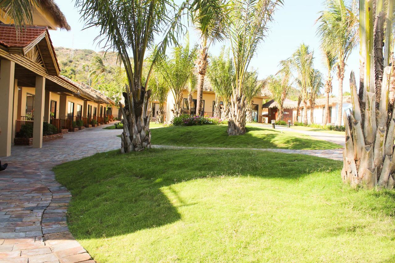 Eagles Beach Resort ฟานเที้ยต ภายนอก รูปภาพ
